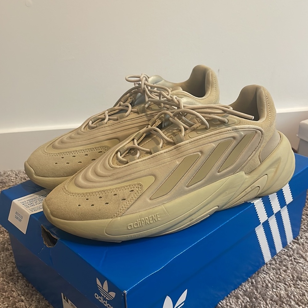 Adidas Ozelia - Savanna - US Size 8 men, 9.5 women